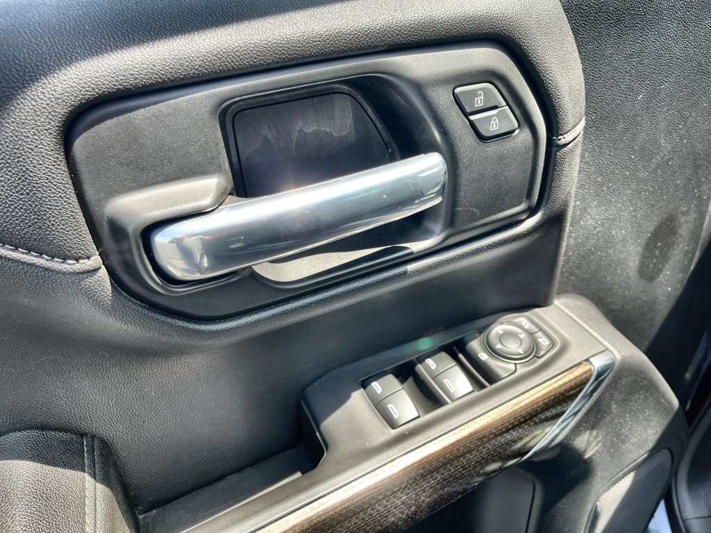 Certified 2021 Chevrolet Silverado 1500 RST AWD/4WD image 22