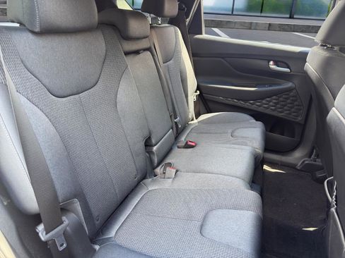 Used 2019 Hyundai Santa Fe SEL image 13