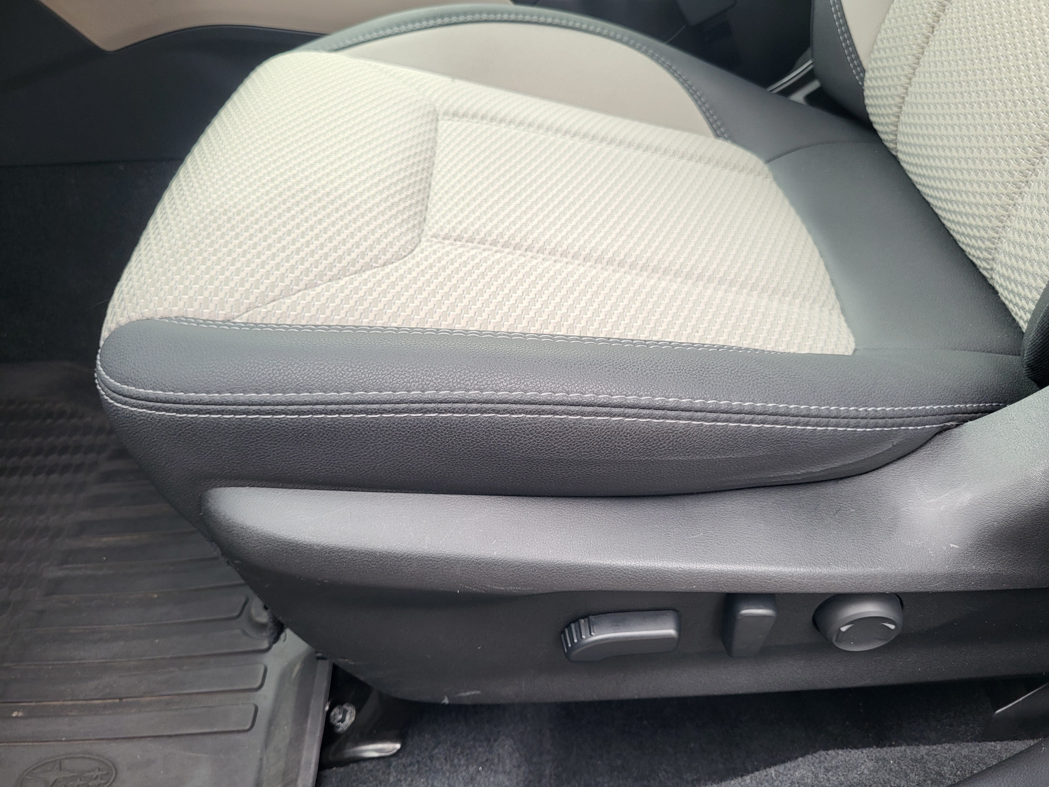 Used 2019 Subaru Forester Premium w/ Popular Package #1 AWD/4WD image 12