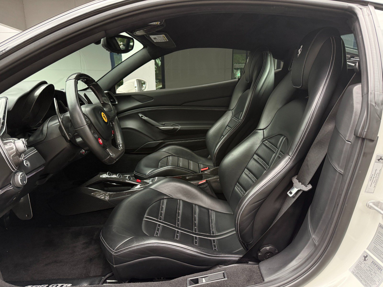 Used 2016 Ferrari 488 GTB RWD image 25