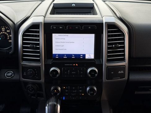 Used 2019 Ford F150 Platinum w/ Equipment Group 701A Luxury AWD/4WD image 18