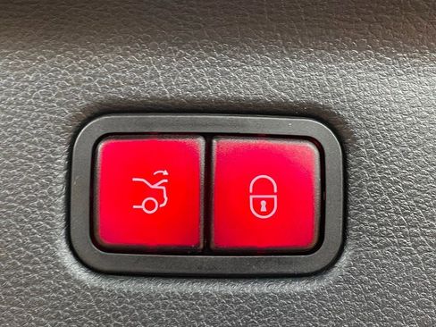 Used 2024 Mercedes-Benz S 63 AMG S image 35