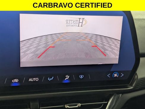 Certified 2025 Chevrolet Equinox EV LT FWD image 19