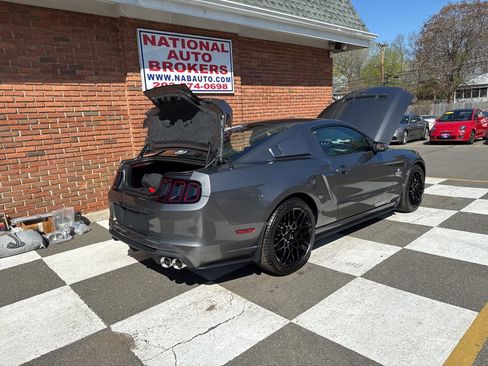 Used 2013 Ford Mustang Shelby GT500 image 28