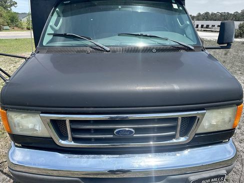 Used 2007 Ford E-450 and Econoline 450 RWD image 29