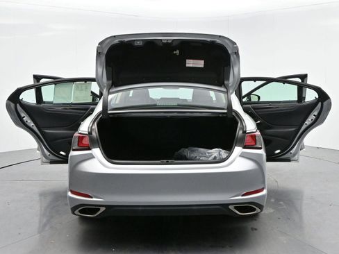 Used 2019 Lexus ES 350 Ultra Luxury w/ Accessory Package image 37