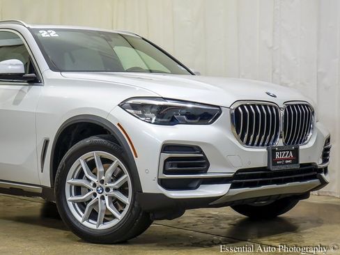 Used 2022 BMW X5 xDrive40i w/ Climate Comfort Package image 5