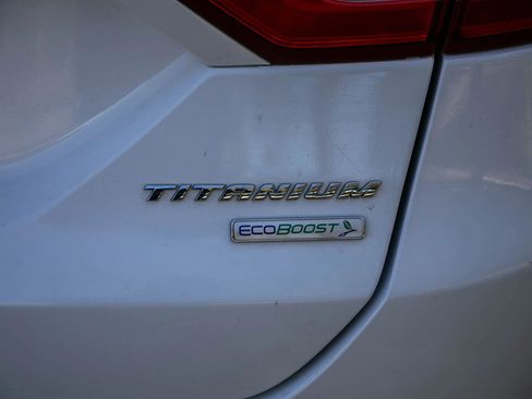Used 2015 Ford Fusion Titanium FWD image 18