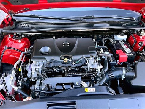 Used 2019 Toyota Camry SE image 30