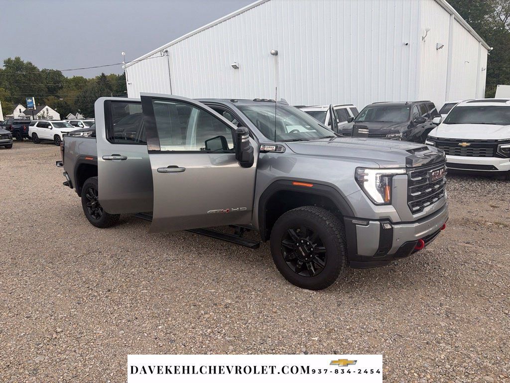 Used 2026 GMC Sierra 2500 AT4 w/ AT4 Premium Plus Package AWD/4WD image 33