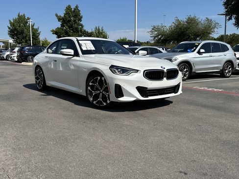 Used 2025 BMW 230i xDrive Coupe w/ Premium Package AWD/4WD image 2