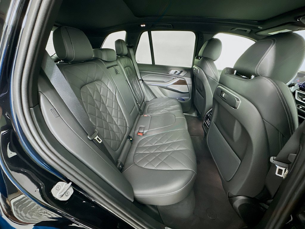 Used 2025 BMW X5 sDrive40i w/ Premium Package RWD image 28