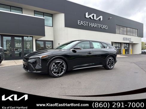 New 2026 Kia K4 GT-Line FWD image 1