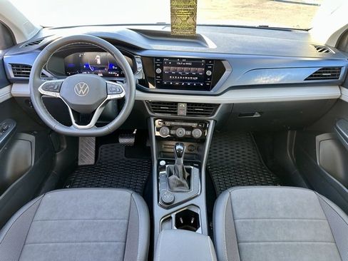 New 2024 Volkswagen Taos SE image 16