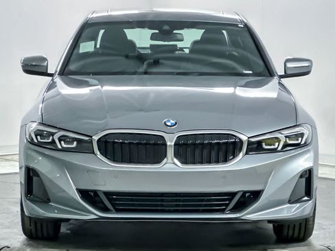Used 2026 BMW 330i Sedan w/ Convenience Package RWD image 10