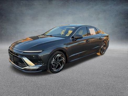 Used 2024 Hyundai Sonata SEL w/ Convenience Package image 8