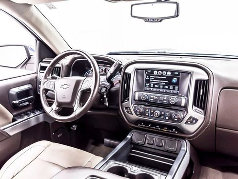 Used 2016 Chevrolet Silverado 1500 LTZ Z71 w/ LTZ Plus Package AWD/4WD image 21
