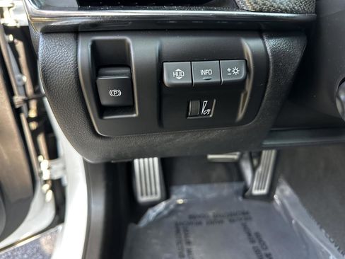 Used 2017 Cadillac CTS V w/ Luxury Package image 23