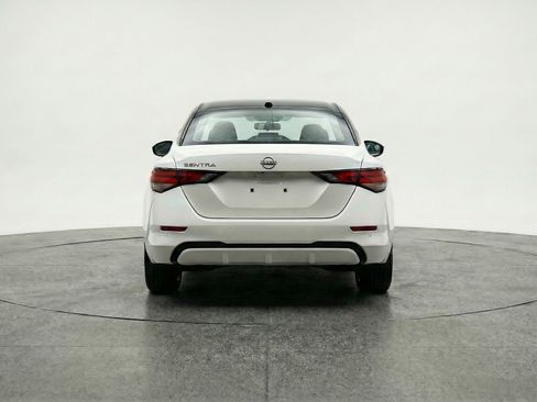 Used 2025 Nissan Sentra SV image 7