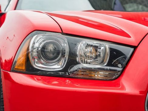 Used 2014 Dodge Charger R/T w/ Wheels & Tunes Group image 19