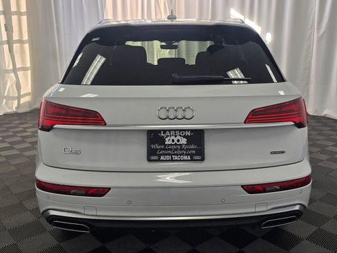 Used 2022 Audi Q5 2.0T Premium w/ Convenience Package image 5