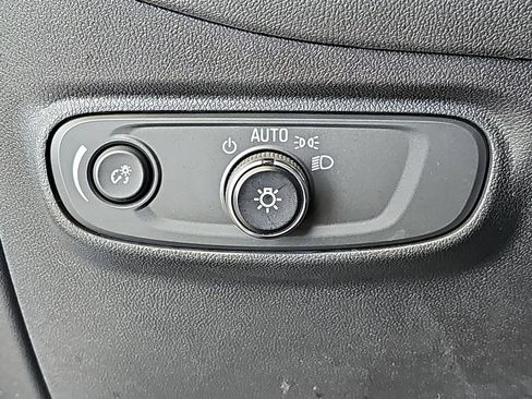 Used 2022 Chevrolet Equinox LT AWD/4WD image 31