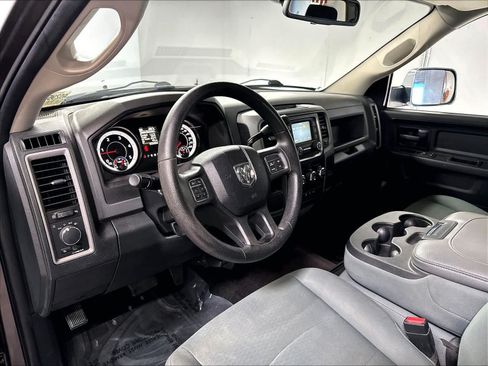 Used 2015 RAM 2500 Tradesman w/ Chrome Appearance Group RWD image 15