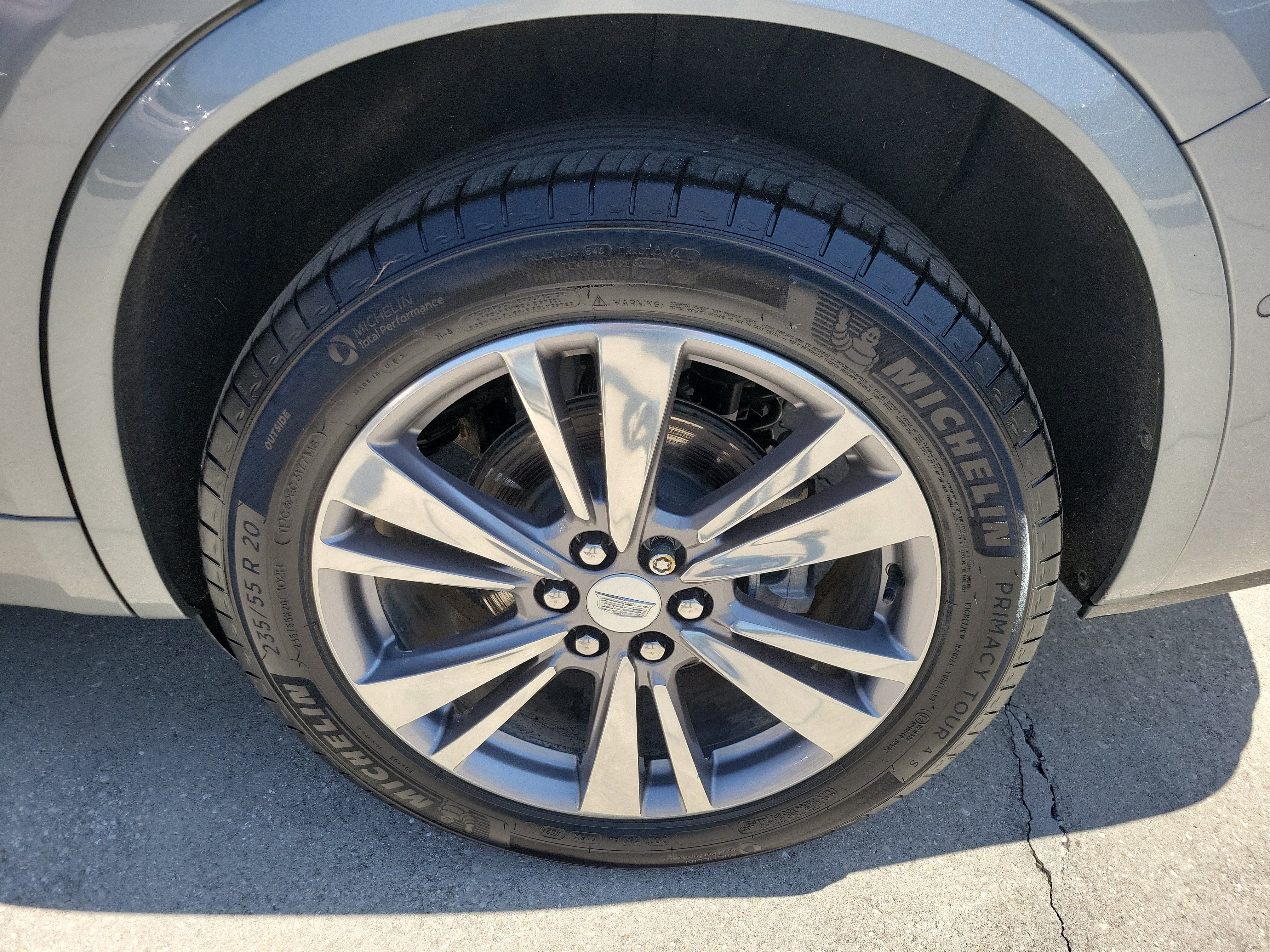Certified 2025 Cadillac XT6 Premium Luxury w/ Platinum Package AWD/4WD image 33