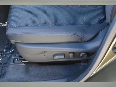 Used 2026 Subaru Forester Premium AWD/4WD image 30