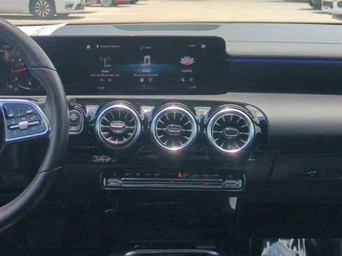 Used 2023 Mercedes-Benz CLA 250 w/ Premium Package image 18