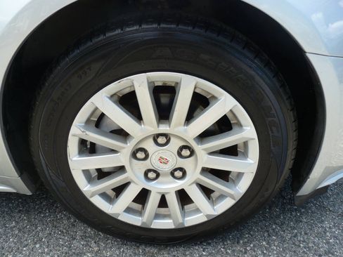 Used 2012 Cadillac CTS Sedan RWD image 18
