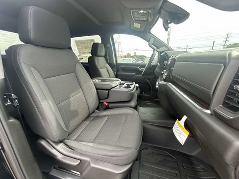 New 2026 GMC Sierra 2500 SLE image 27