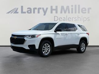 Used 2020 Chevrolet Traverse LS image 1