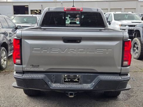 Used 2024 Chevrolet Colorado Z71 w/ Z71 Convenience Package 2 AWD/4WD image 6