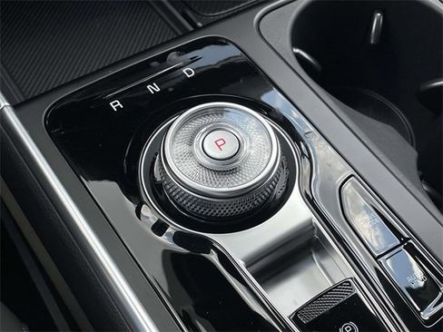 New 2026 Kia Carnival EX image 39