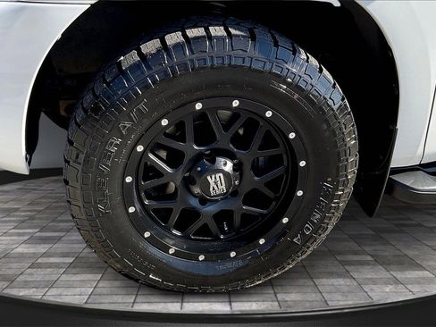 Used 2022 Toyota Sequoia SR5 image 9