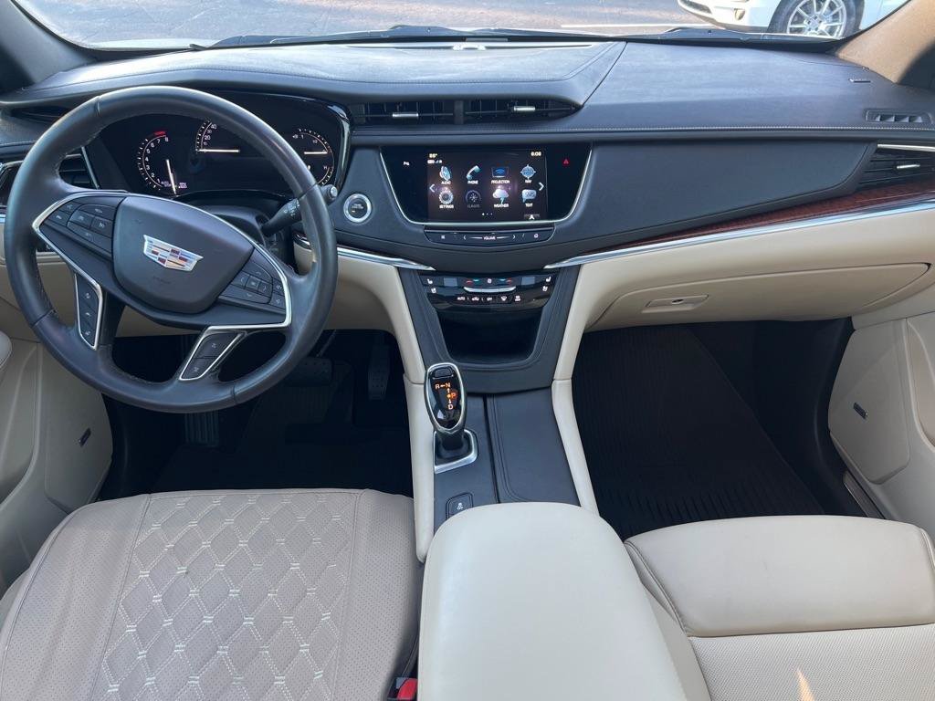 Used 2018 Cadillac XT5 Premium Luxury FWD image 20