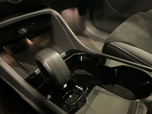 Certified 2023 Volvo XC40 Recharge Plus w/ Protection Package Premier image 19