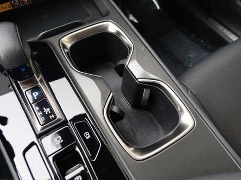 Used 2025 Lexus NX 250 FWD w/ Towing Package (2000 Lbs) image 33