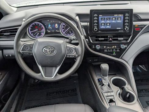 Used 2022 Toyota Camry LE image 14
