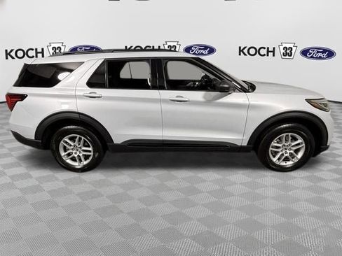 New 2026 Ford Explorer Active AWD/4WD image 9