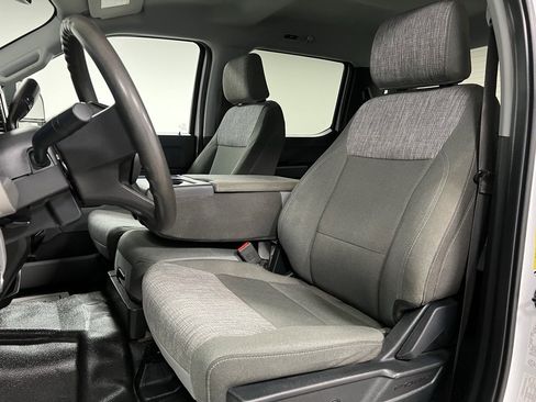 Used 2023 Ford F350 XLT w/ FX4 Off-Road Package image 23