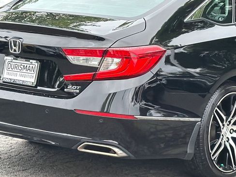 Used 2022 Honda Accord Touring image 7