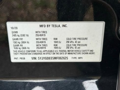 Used 2021 Tesla Model Y Long Range image 31