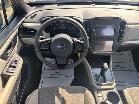 Used 2025 Subaru Forester w/ Convenience Package #1 AWD/4WD image 8