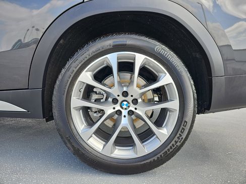 Used 2023 BMW X6 xDrive40i w/ Premium Package image 34