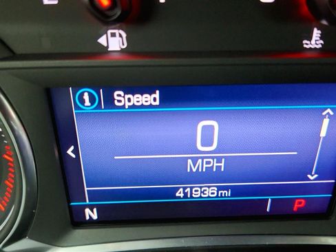 Used 2020 GMC Acadia SLE FWD image 29