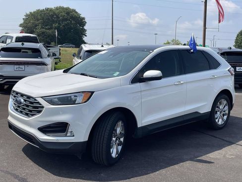 Used 2022 Ford Edge Titanium AWD/4WD image 7