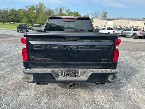 Used 2023 Chevrolet Silverado 1500 RST w/ Redline Edition AWD/4WD image 9