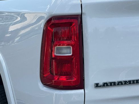 Used 2025 RAM 1500 Laramie AWD/4WD image 46